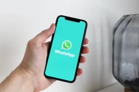 WhatsApp-1028363