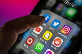 Social-media-09090909