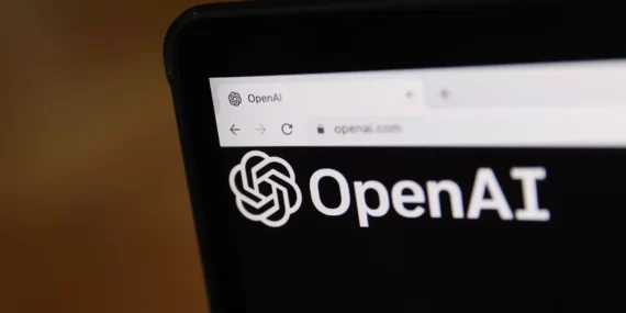 OpenAI, ChatGPT’yi eğitmek adına makaleleri kullandığı için medya kuruluşları tarafından suçlanıyor