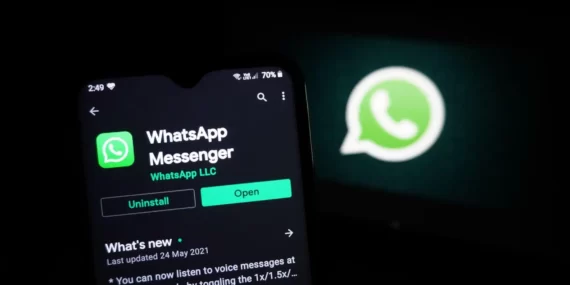 WhatsApp, durum güncellemelerini bildirme özelliğini ve bildirimler içinde kalıcı bir sessize alma seçeneğini getirebilir
