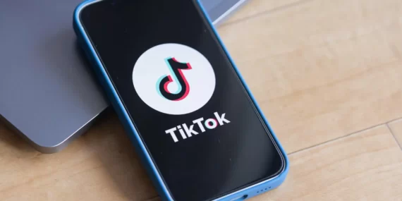 tiktok-90580345349599554345
