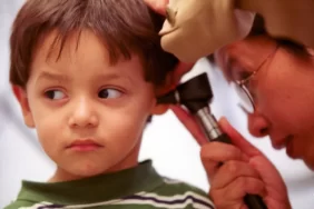 pediatrician-55875546