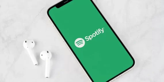 Spotify’ın yapay zeka tarafından üretilen on binlerce şarkıyı kaldırdığı bildirildi