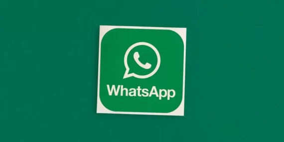 WhatsApp, yeniden tasarlanan emoji klavyesini kullanıma sunmaya başlıyor