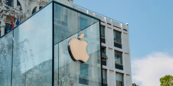 Apple-231235445878987845456