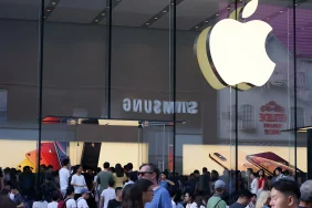 Samsung-Apple-564568567856