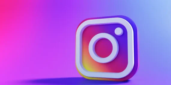 Instagram-382478937493274892374