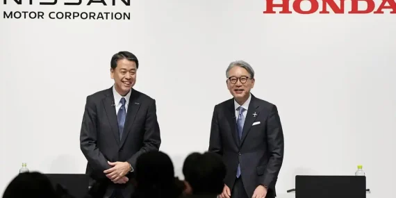 Honda-and-Nissan-43432878239