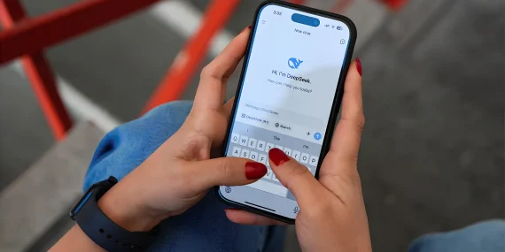DeepSeek’in R2 modeli, Huawei çip sorunları nedeniyle ertelendi