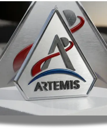 Kozmik Keşiflerde Yeni Bir Çağ: Artemis II Görevinin Seyri ve İlkel Yıldız Keşifleri